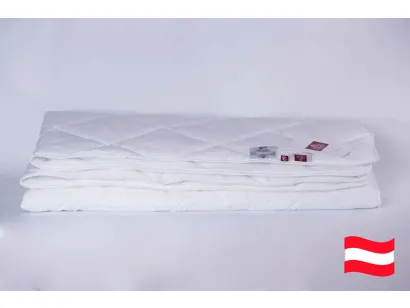 Одеяло легкое 95°C Grass стеганое с кантом